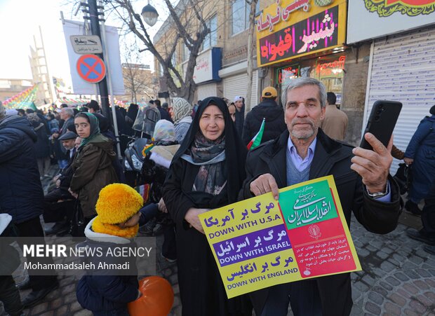 راهپیمایی ۲۲ بهمن در زنجان