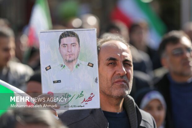 راهپیمایی ۲۲ بهمن در زنجان