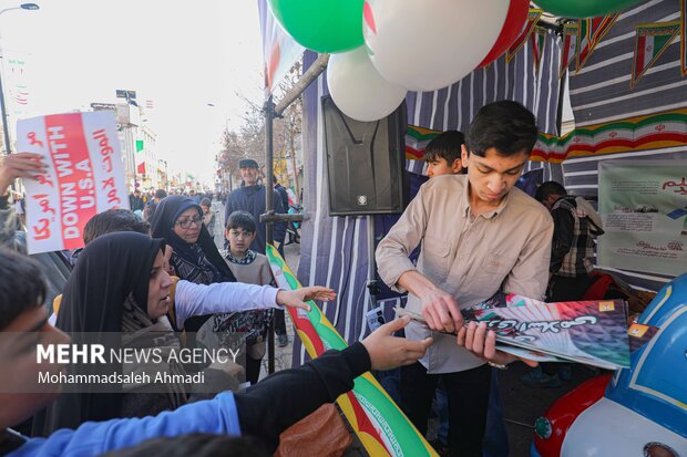 راهپیمایی ۲۲ بهمن در زنجان