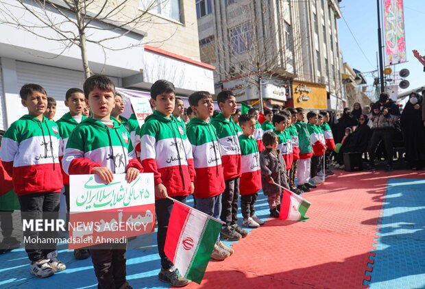 راهپیمایی ۲۲ بهمن در زنجان