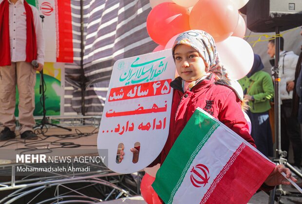 راهپیمایی ۲۲ بهمن در زنجان