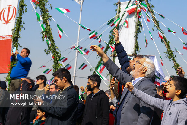 مراسم راهپیمایی ۲۲ بهمن -1