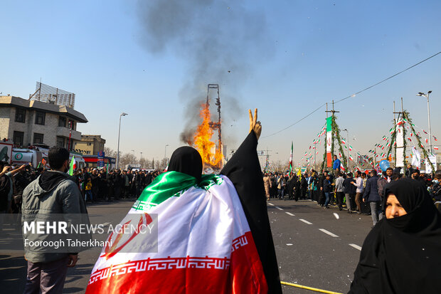 مراسم راهپیمایی ۲۲ بهمن -1