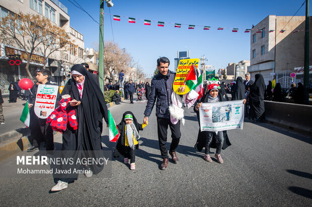 راهپیمایی ۲۲ بهمن در قزوین