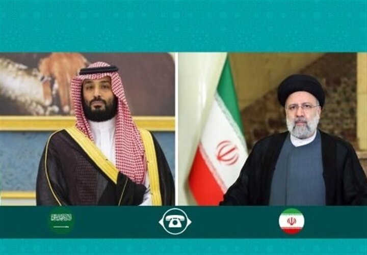 ملك وولي العهد السعودي يهنئان الرئيس الإيراني بذكرى إنتصار الثورة الإسلامية