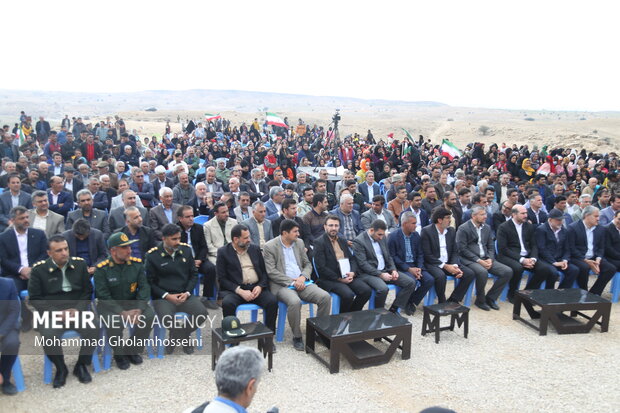 سد «دهرود» دشتستان کلنگ زنی شد سد «دهرود» دشتستان کلنگ زنی شد