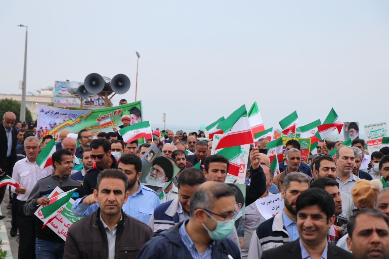 راهپیمایی ۲۲ بهمن در دیار مقاومت برگزار شد/ حضور گسترده خارگی‌ها