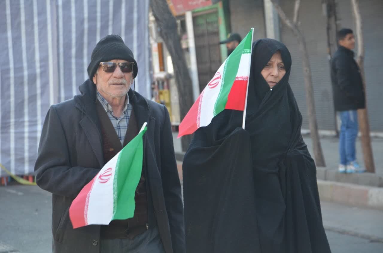 ۴۵ سالگی انقلاب ایران تداوم مسیری پرصلابت و استوار