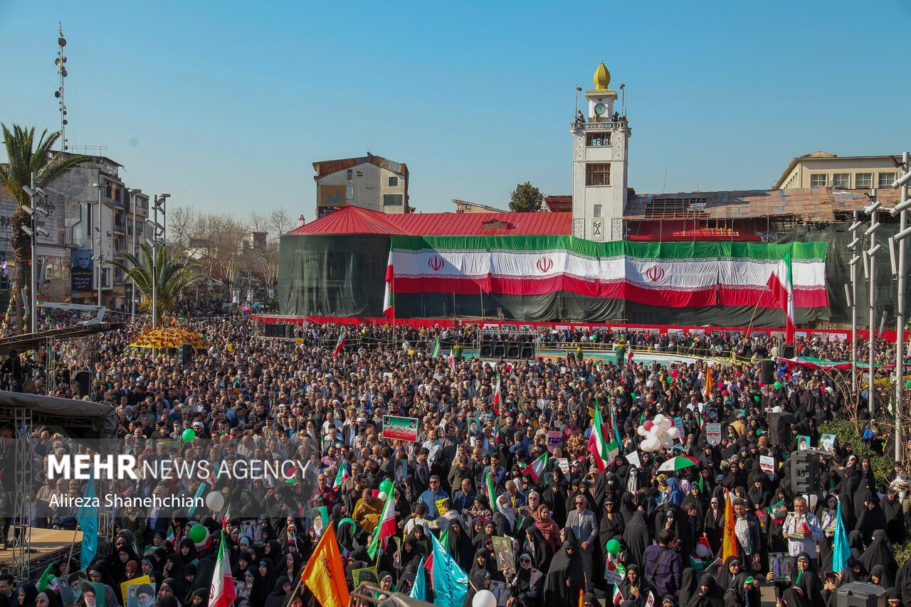 حضور باشکوه رشتوندان در یوم الله ۲۲ بهمن