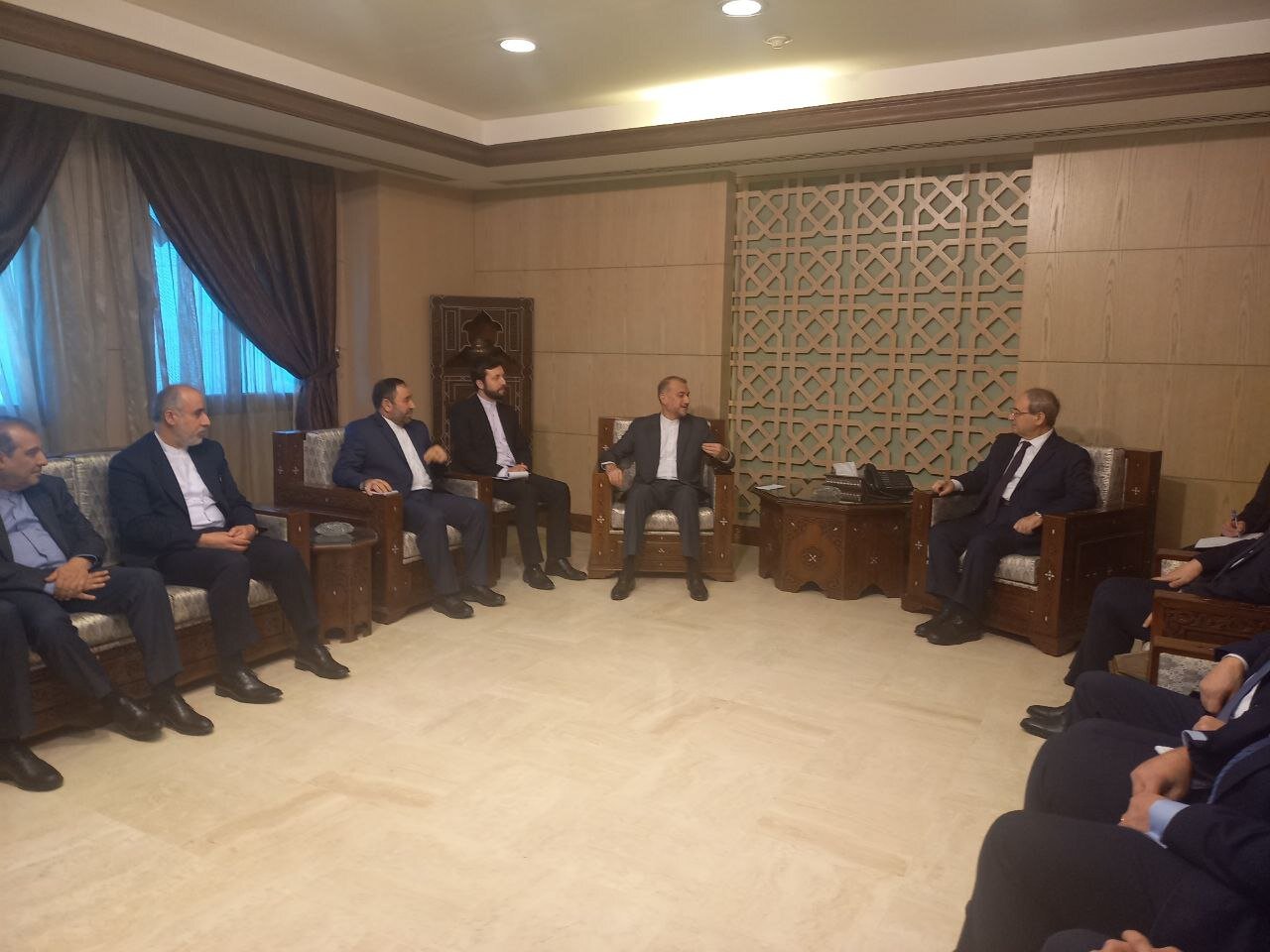 امیر عبداللهیان با وزیرخارجه سوریه دیدار کرد