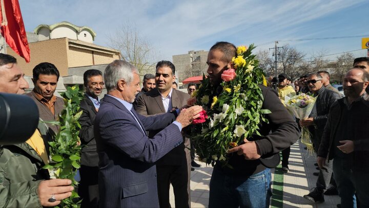 آیین استقبال از نایب قهرمان مسابقات کشتی پهلوانی جهان