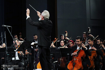 Iran National Orchestra performs on 1st day of 39th Fajr International Music Festival