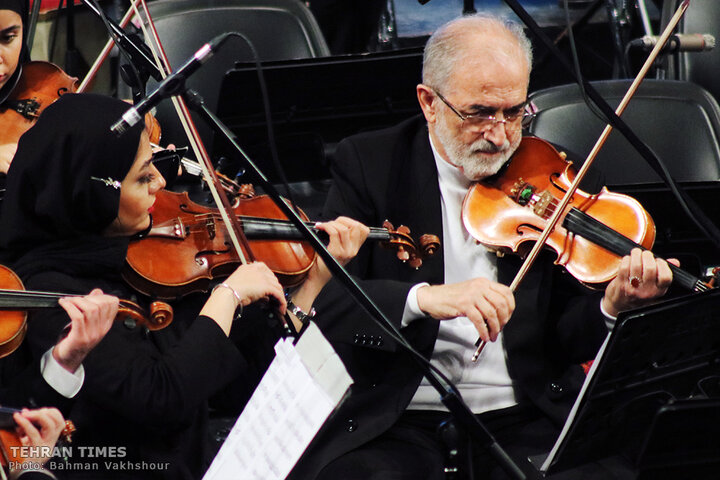 Iran National Orchestra performs on 1st day of 39th Fajr International Music Festival