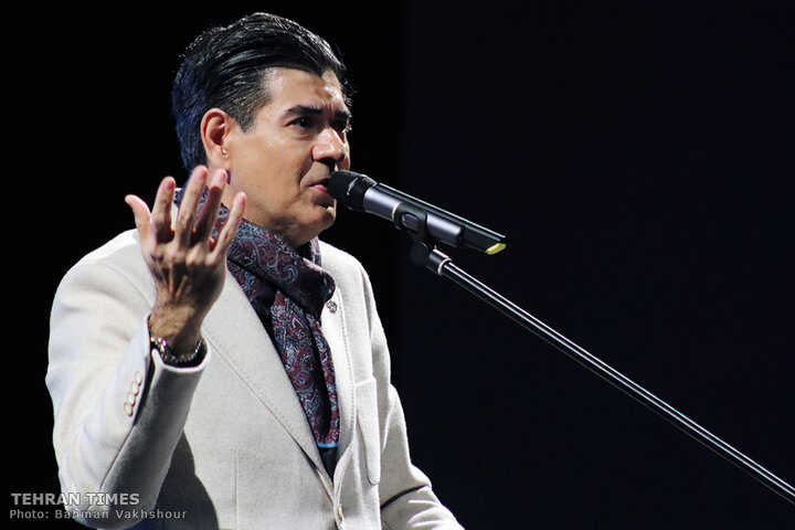 Salar Aghili’s velvet voice reverberates at Vahdat Hall