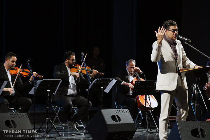 Salar Aghili’s velvet voice reverberates at Vahdat Hall