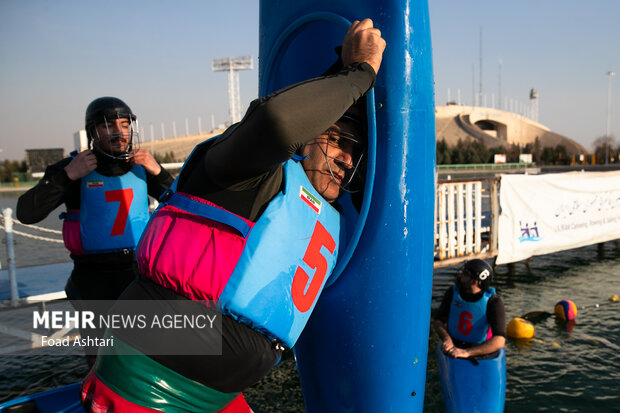 Canoe polo competitions in Tehran
