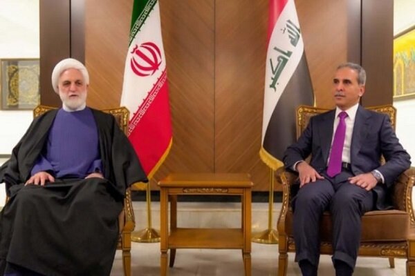 رئيس القضاء الإيراني يناقش مع نظيره العراقي اخر تطورات القضايا المشتركة بين البلدين