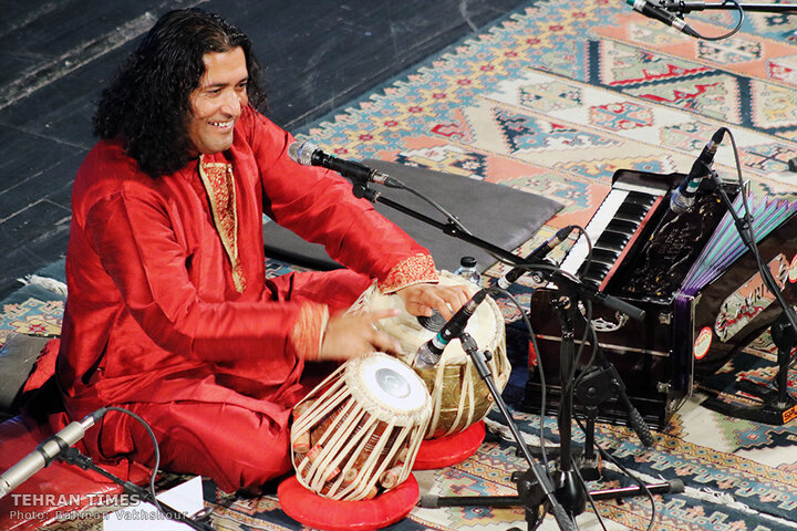 Mesmerizing music of India resonates at Vahdat Hall