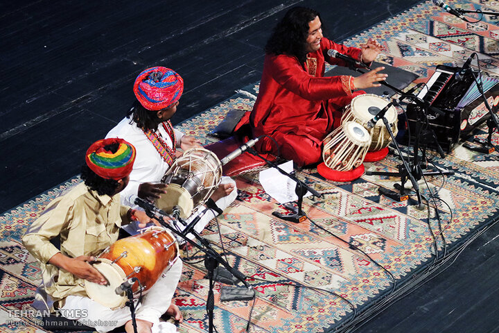 Mesmerizing music of India resonates at Vahdat Hall