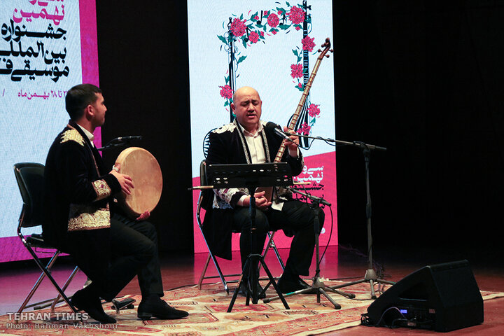 Performance of mugham music of Uzbekistan staged at Roudaki Hall during Fajr Music Festival