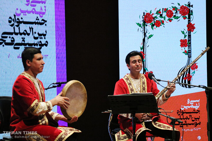 Tehran’s Roudaki Hall hosts Tajik musicians on 2nd day of 39th Fajr International Music Festival