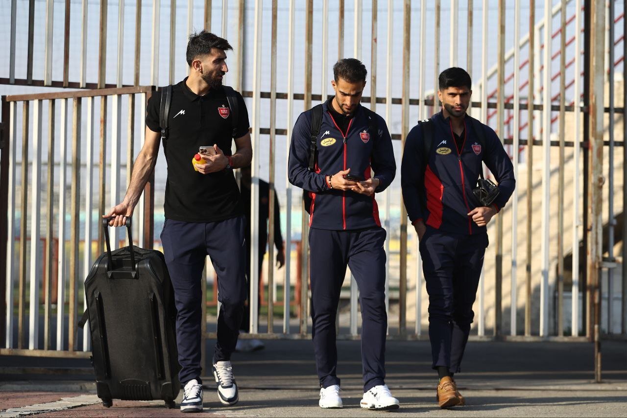 سفر زمینی پرسپولیس برای بازی با آلومینیوم با بازیکنان محروم!