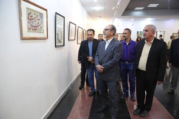 گشایش نمایشگاه خوشنویسی توسط هنرمند شهرکردی