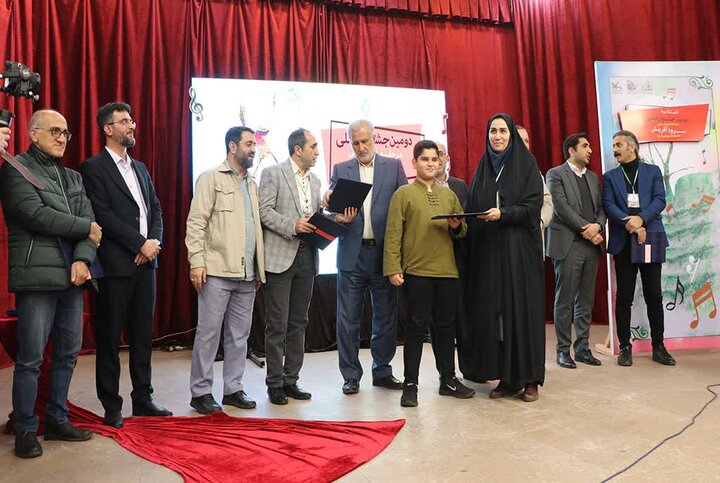 حرکتهای فرهنگی هنری جامعه را بیمه میکند