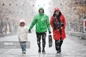 Hemedan kentinde kar yağışı