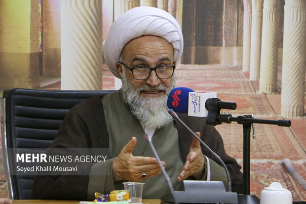 مطالبه کردن برای مردم قابل توقف نیست/ راهکار رفع بیکاری درخوزستان