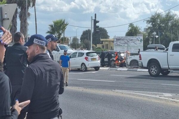 3 Zionist killed, 4 wounded in new martyrdom-seeking op