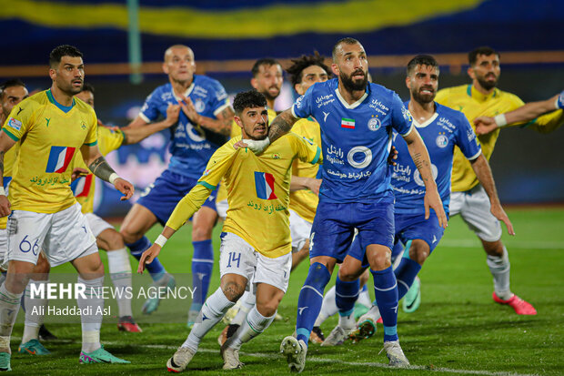 فولاد سرطانی دارد که مداوا نمی‌شود/ فوتبال خوزستان مریض است