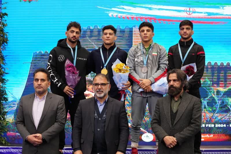 پایان جام بین‌المللی کشتی آزاد جوانان با قهرمانی مقتدرانه ایران