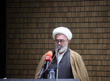 امید افزایی در عمل مسئولان باشد