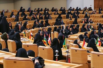 بدء فعاليات مسابقة إيران الدولية للقرآن الكريم لفئة الإناث بدورتها ال40