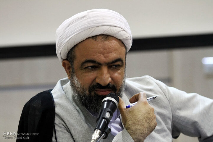 اظهارات ظریف و آذریجهرمی به مشارکت ضربه میزند