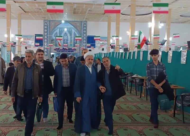 نمایشگاه «انتخابات ایران در گذر تاریخ» در ساوه برپا شد