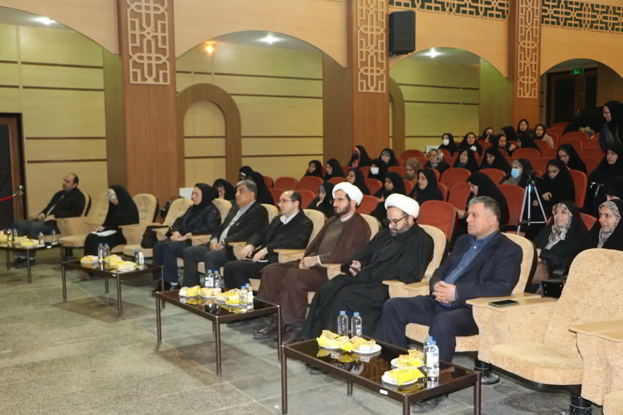 همایش خدمات دیجیتال «دوستدار خانواده» در سنندج برگزار شد