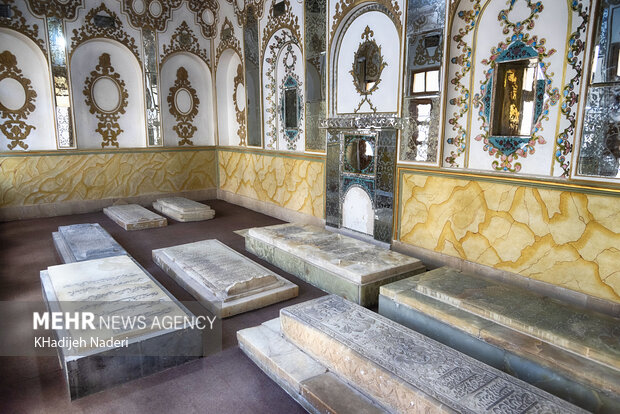 تخت فولاد"دومین آرامستان بزرگ جهان تشیع"