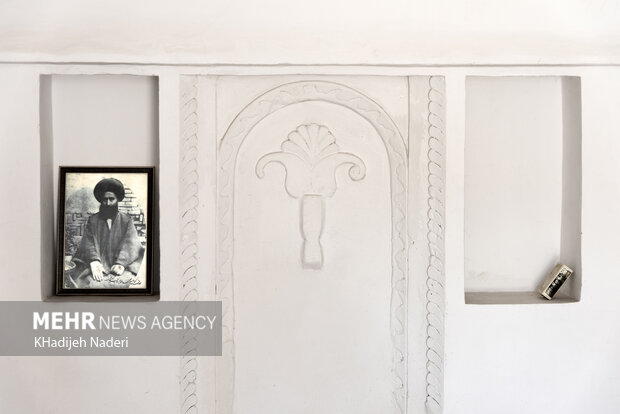 تخت فولاد"دومین آرامستان بزرگ جهان تشیع"