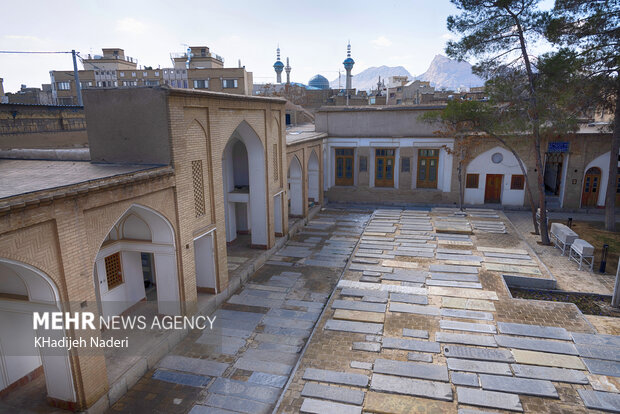 İsfahan'daki Taht-ı Fulad (Polat Tahta) mezarlığından fotoğraflar 