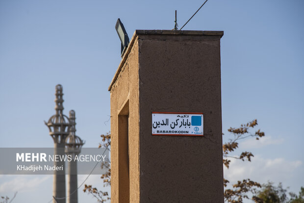 تخت فولاد"دومین آرامستان بزرگ جهان تشیع"