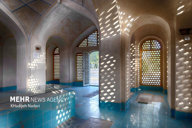 تخت فولاد"دومین آرامستان بزرگ جهان تشیع"