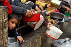 تعداد شهدای فلسطینی از ۳۰ هزار تن فراتر رفت/ کودکان غزه در حال جان دادن بر اثر گرسنگی هستند