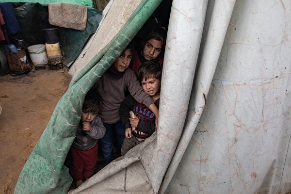 Refah’ta 600 bin çocuk İsrail saldırılarının tehdidi altında