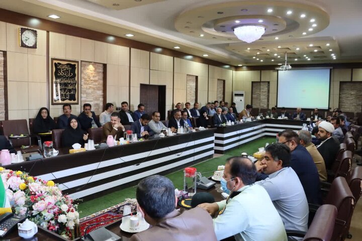 مدیران دشتی حق جانبداری از هیچ نامزد انتخاباتی را ندارند