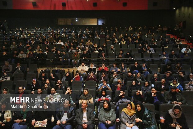 استقبال از فیلمهای جشنواره فجر در مشهد رو به افزایش بوده است
