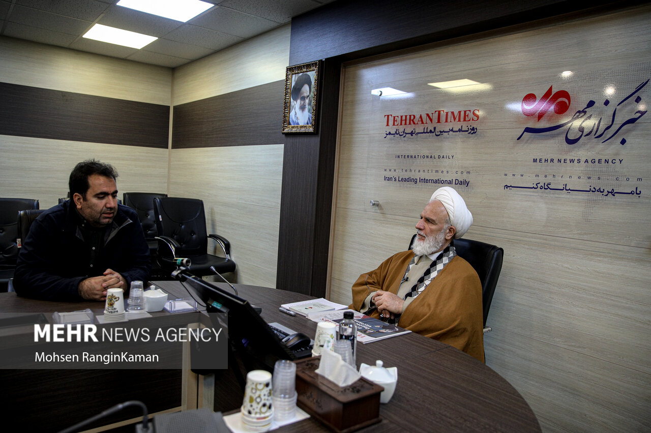 مجلس خبرگان خاص «روحانیون» و «آقایان» نیست