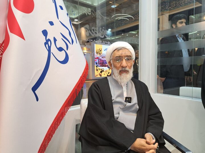 «مصطفی پورمحمدی» از غرفه خبرگزاری مهر بازدید کرد 