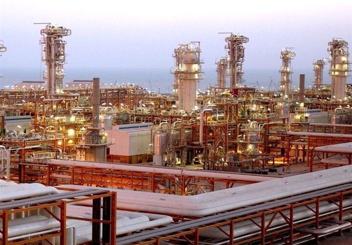 إيران تتفوق على قطر في استخراج الغاز من الحقول المشتركة وتستثمر 150 مليار دولار في حقل بارس الجنوبي